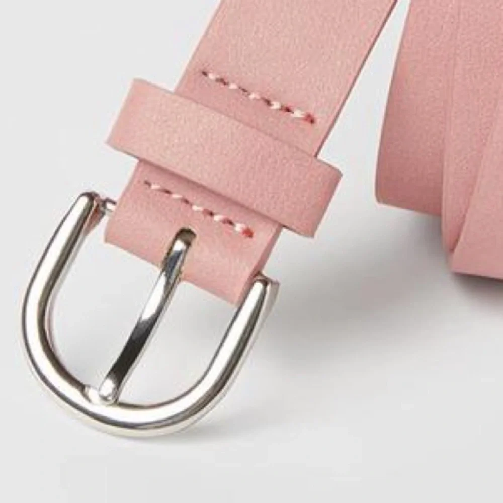 NWT. Zara Kids Pink Faux Leather Belt with Round Buckle Appliqué. Size 14.